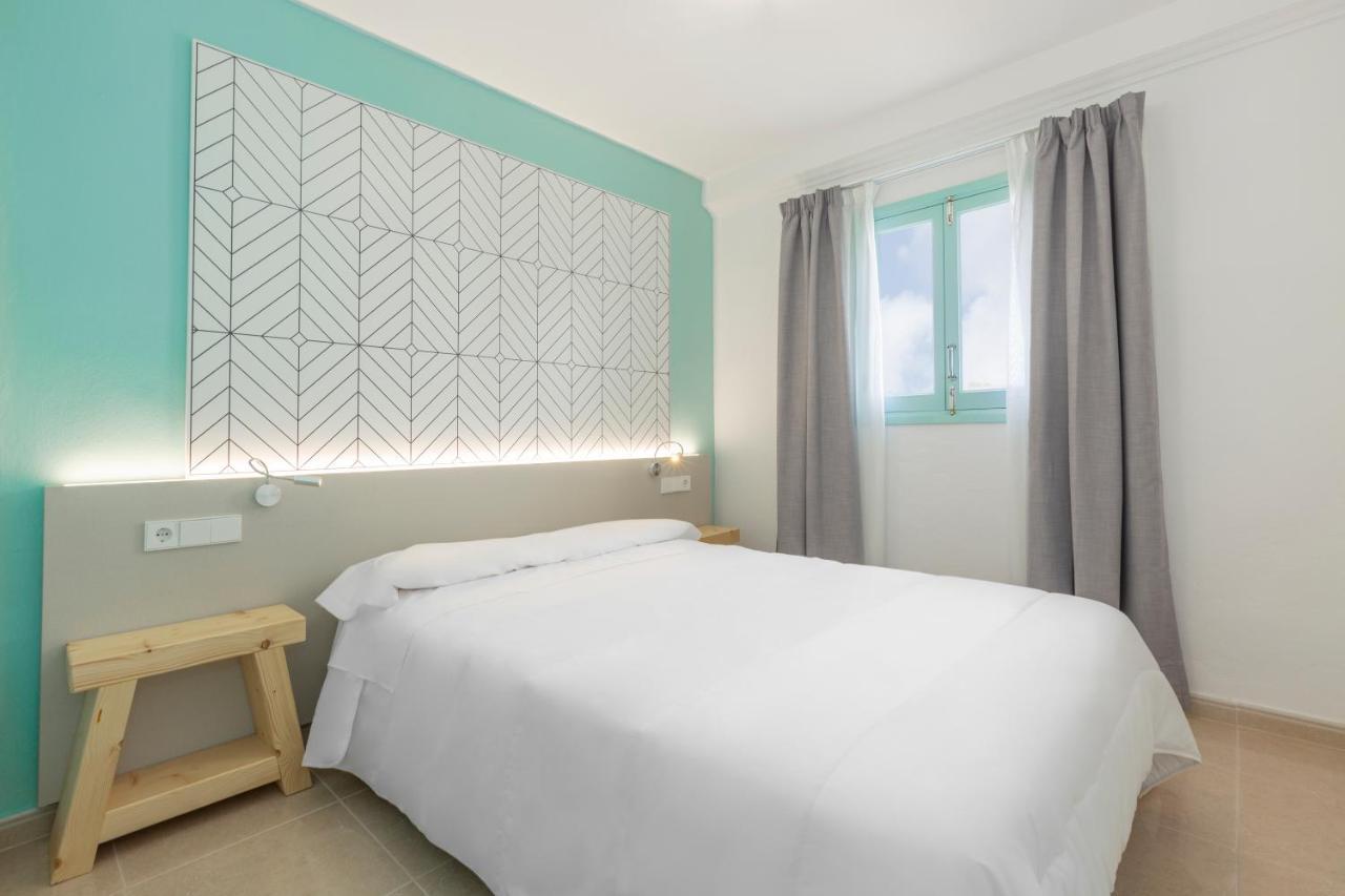 Apartamentos Los Arcos Santa Eularia des Riu Dış mekan fotoğraf