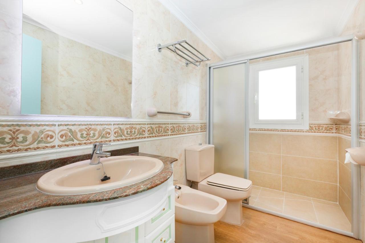 Apartamentos Los Arcos Santa Eularia des Riu Dış mekan fotoğraf